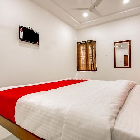 מלון קומבאקונאם Oyo 69625 Mayuraa Residency מראה חיצוני תמונה