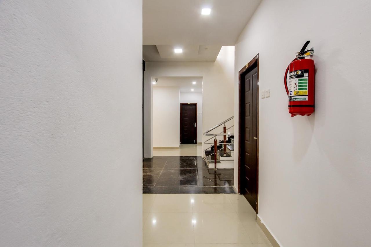מלון קומבאקונאם Oyo 69625 Mayuraa Residency מראה חיצוני תמונה