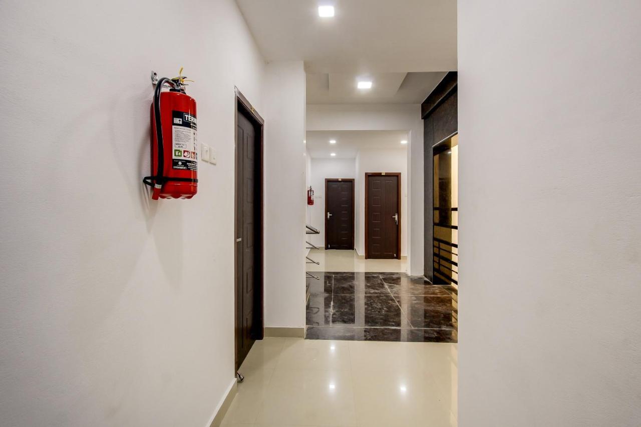 מלון קומבאקונאם Oyo 69625 Mayuraa Residency מראה חיצוני תמונה