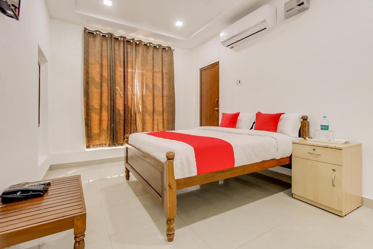 מלון קומבאקונאם Oyo 69625 Mayuraa Residency מראה חיצוני תמונה