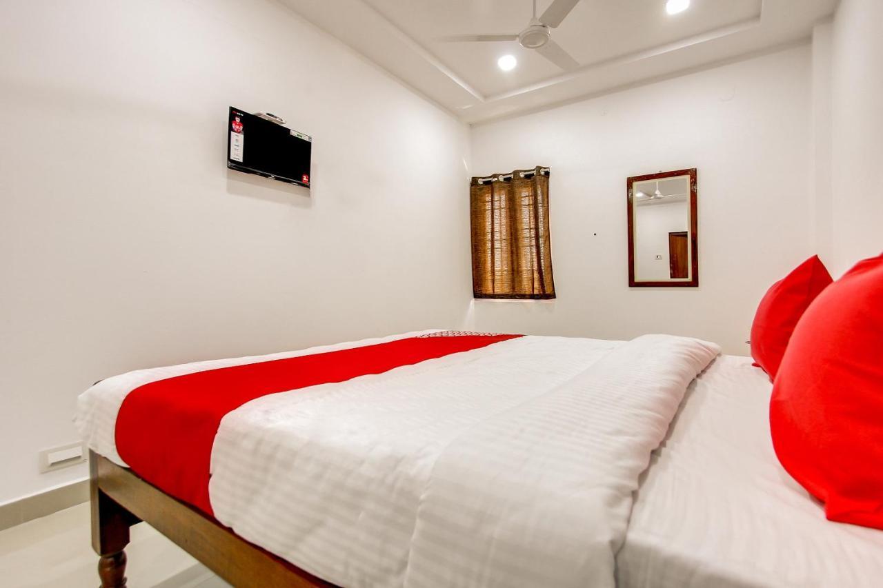 מלון קומבאקונאם Oyo 69625 Mayuraa Residency מראה חיצוני תמונה