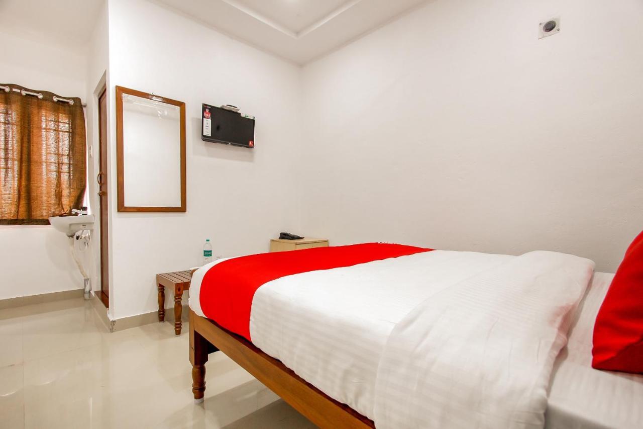 מלון קומבאקונאם Oyo 69625 Mayuraa Residency מראה חיצוני תמונה