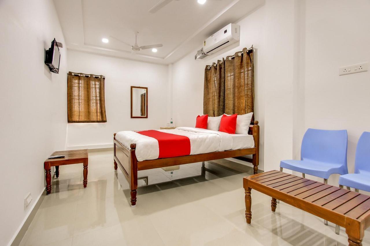 מלון קומבאקונאם Oyo 69625 Mayuraa Residency מראה חיצוני תמונה